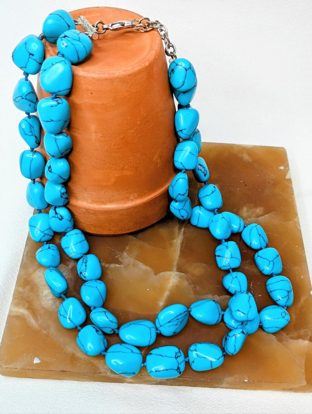 Turquoise Dyed Howlite Polished Stone Necklace